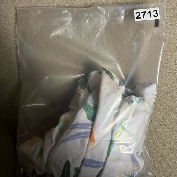 Patagonia Blouse Womens Small June Lake Top Bird Print Short Sleeve Tropical - Picture 7 of 7